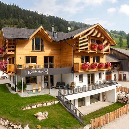 Waidacherhof Apartments Braies  Eksteriør bilde