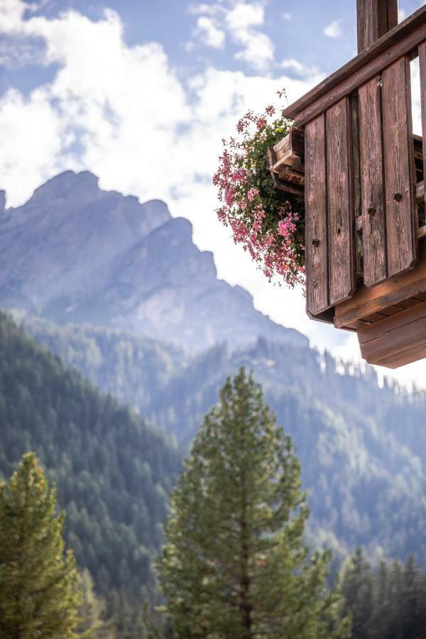Waidacherhof Apartments Braies  Eksteriør bilde